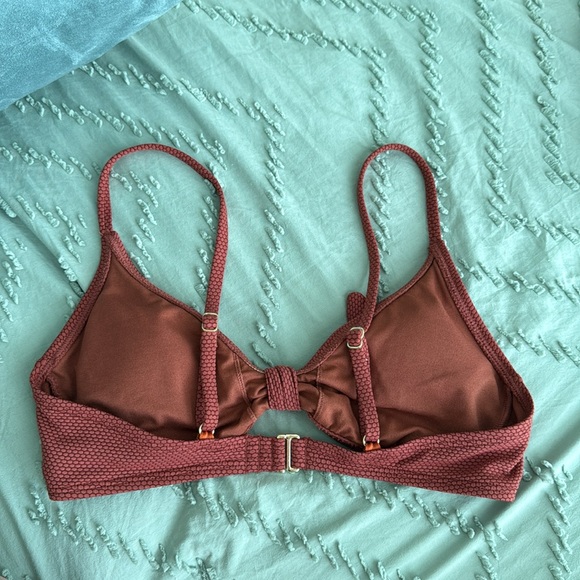Tie-Front Pique Textured Bralette Bikini Top - Picture 3 of 4